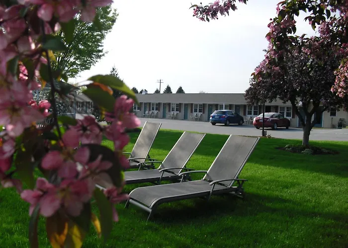 Travelers Rest Motel